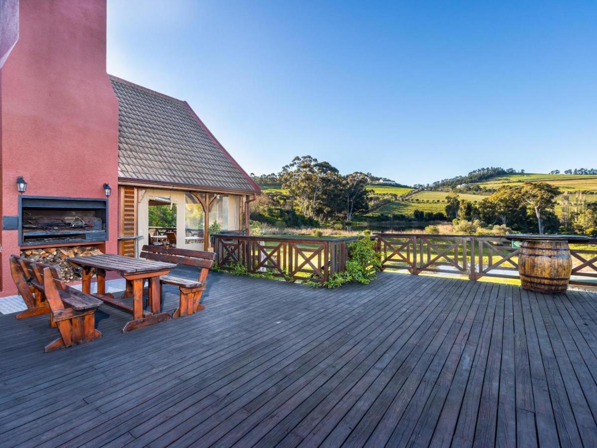The Log Cabin Lodge Stellenbosch Extérieur photo