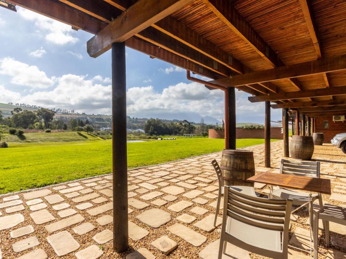 The Log Cabin Lodge Stellenbosch Extérieur photo